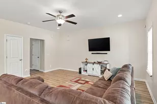 219 Pilcher Dr, Piedmont, SC 29673 - Photo 7