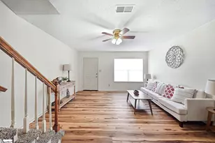 504 S Townes Ct, Spartanburg, SC 29301 - Photo 5