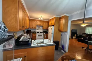 211 Wildwood Dr, Greer, SC 29651 - Photo 17