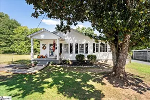 156 Holder St, Pickens, SC 29671 - Photo 1