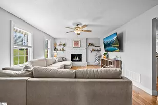 201 Leila St, Seneca, SC 29678 - Photo 7