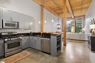 400 Mills Ave, Greenville, SC 29605 - Photo 11