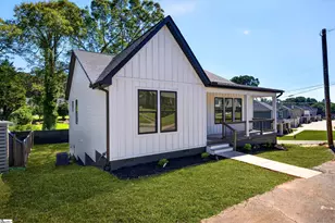 111 Liberty Dr, Easley, SC 29640 - Photo 3