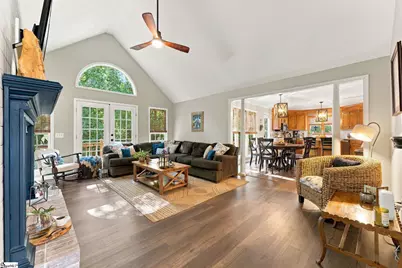 209 Woodbridge Court, Easley, SC 29642 - Photo 5