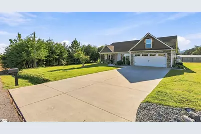 150 Kershaw Drive, Landrum, SC 29356 - Photo 3
