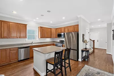 102 Ridenour Avenue, Greenville, SC 29617 - Photo 7
