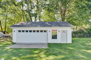 110 Dorian Dr, Simpsonville, SC 29680 - Photo 37