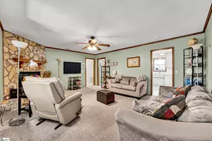 110 Dorian Dr, Simpsonville, SC 29680 - Photo 9