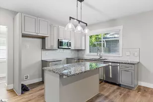 37 Ross St, Greenville, SC 29611 - Photo 5