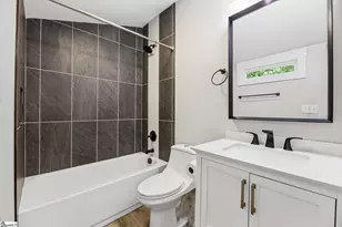 37 Ross St, Greenville, SC 29611 - Photo 17
