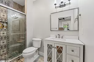 37 Ross St, Greenville, SC 29611 - Photo 13
