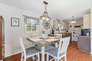 215 Thompson Rd, Taylors, SC 29687 - Photo 9