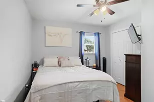 215 Thompson Rd, Taylors, SC 29687 - Photo 19