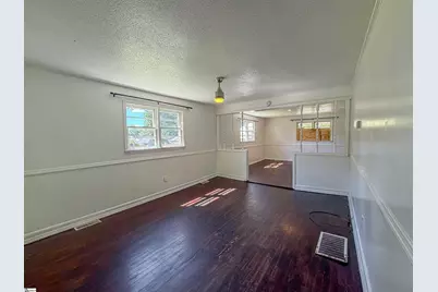 355 Farley Street, Spartanburg, SC 29303 - Photo 9