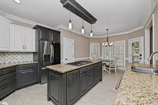 118 Beckworth Dr, Taylors, SC 29687 - Photo 9