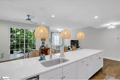 10 E Washington Street #Unit 2J, Greenville, SC 29601 - Photo 9