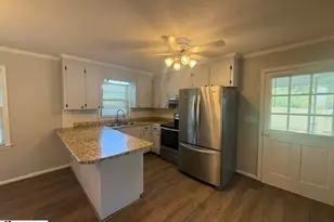 8 Henry Ave, Honea Path, SC 29654 - Photo 5