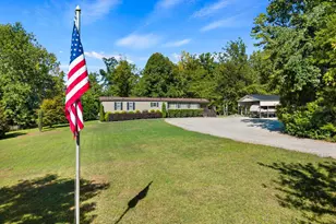 71 Lodgeview Ct, Gray Court, SC 29645 - Photo 1