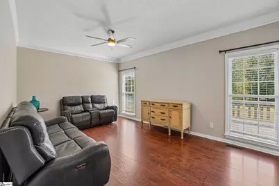287 Hunters Pointe Drive, Spartanburg, SC 29303 - Photo 5