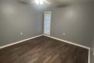 3706 E North St, Greenville, SC 29615 - Photo 9