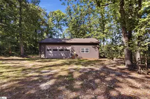 101 Jamestown Dr, Greenville, SC 29615 - Photo 33
