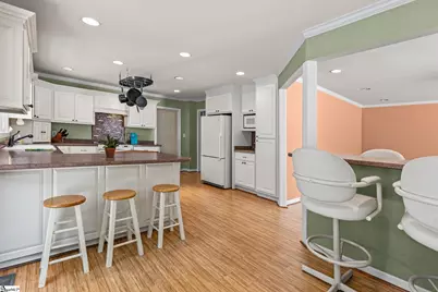 101 Jamestown Drive, Greenville, SC 29615 - Photo 5