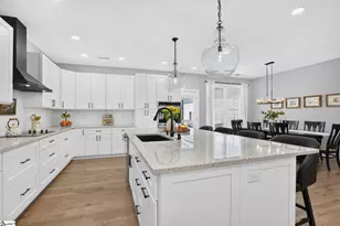 1011 Center Rd, Taylors, SC 29687 - Photo 11