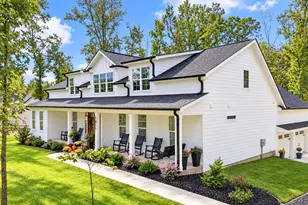 1011 Center Rd, Taylors, SC 29687 - Photo 3