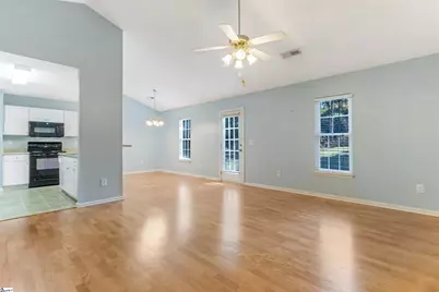144 Hurst Avenue, Anderson, SC 29625 - Photo 5