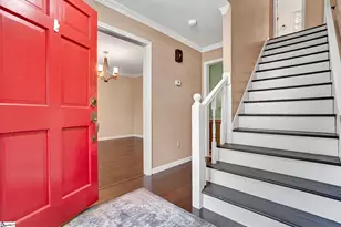 215 E Shefford St, Greer, SC 29650 - Photo 5