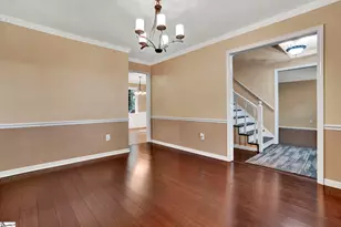 215 E Shefford St, Greer, SC 29650 - Photo 11
