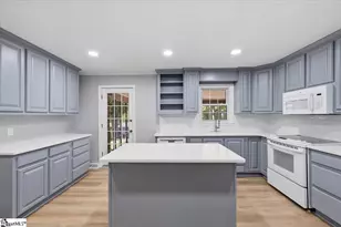 7 Norwich Dr, Greenville, SC 29609 - Photo 9