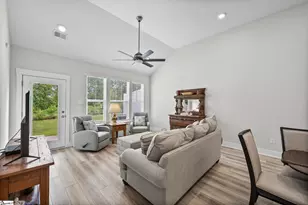 414 Ambleside Ln, Greenville, SC 29605 - Photo 7