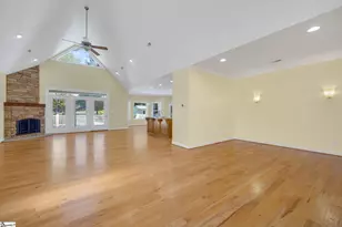 120 Ranch Ct, Greenwood, SC 29646 - Photo 9