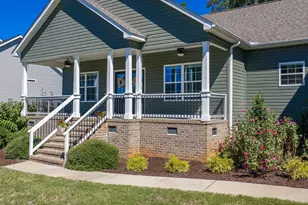 208 Puckett Mill Dr, Central, SC 29630 - Photo 3