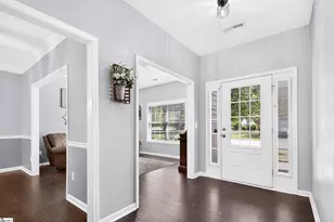 104 Valley Bluff Ln, Simpsonville, SC 29680 - Photo 5