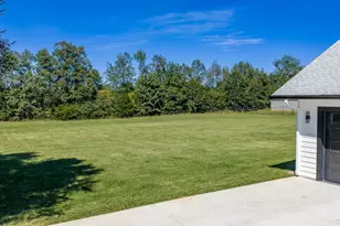 305 Waters Rd, Taylors, SC 29687 - Photo 37