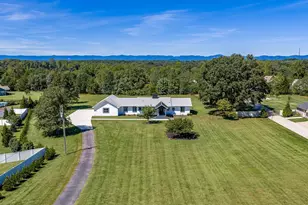 305 Waters Rd, Taylors, SC 29687 - Photo 43