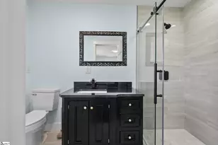 305 Waters Rd, Taylors, SC 29687 - Photo 25