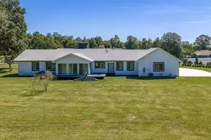 305 Waters Rd, Taylors, SC 29687 - Photo 35