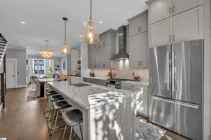 611 N Main St, Greenville, SC 29601 - Photo 11