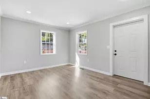 401 Fair St, Greenville, SC 29609 - Photo 7