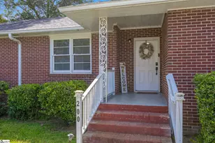 200 Pine St, Seneca, SC 29678 - Photo 5