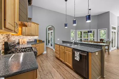 119 Grand Summit Drive, Seneca, SC 29672 - Photo 5