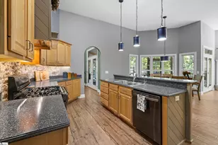 119 Grand Summit Dr, Seneca, SC 29672 - Photo 5