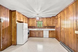 404 Forest Hills Dr, Williamston, SC 29697 - Photo 5