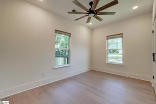 253 Long Branch St, Clinton, SC 29325 - Photo 11