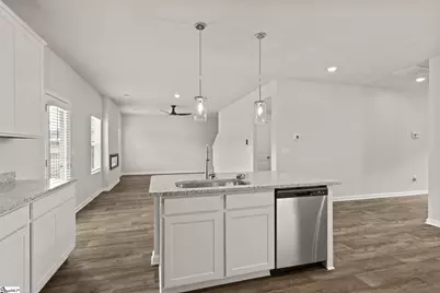 107 Spring Knoll Way, Fountain Inn, SC 29644 - Photo 9