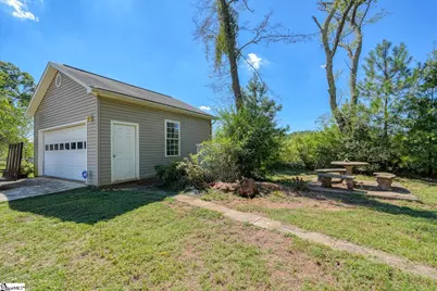 404 Cresthaven Drive, Boiling Springs, SC 29316 - Photo 33