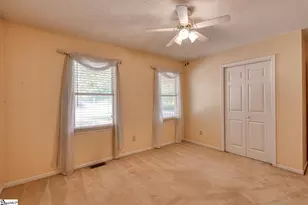 404 Cresthaven Dr, Boiling Springs, SC 29316 - Photo 27